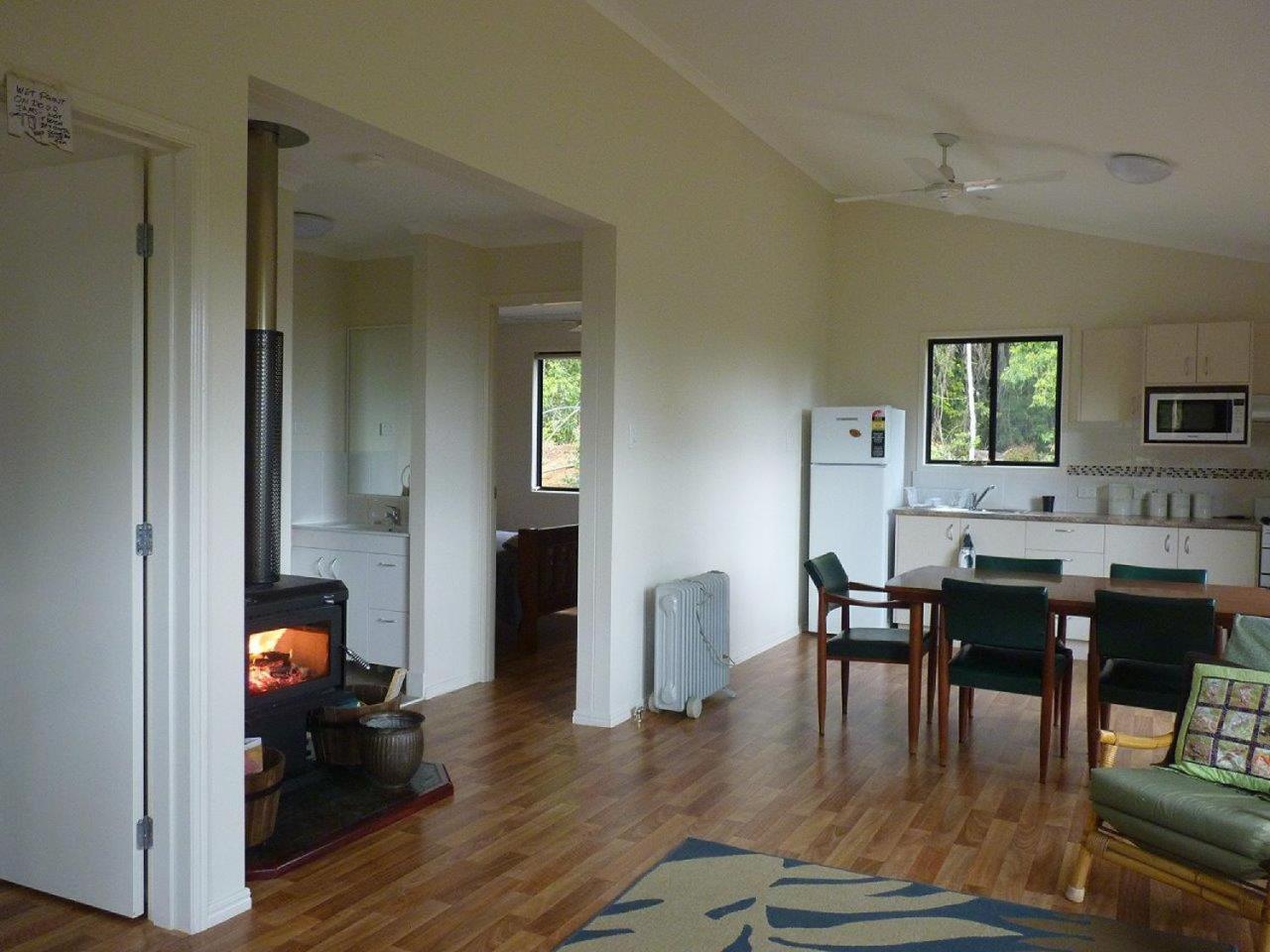 Bellthorpe Stays Maleny Room photo