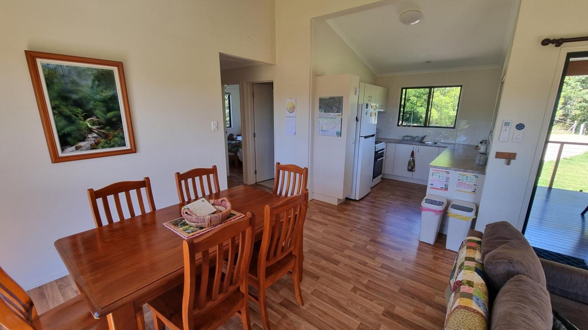 Bellthorpe Stays Maleny Room photo